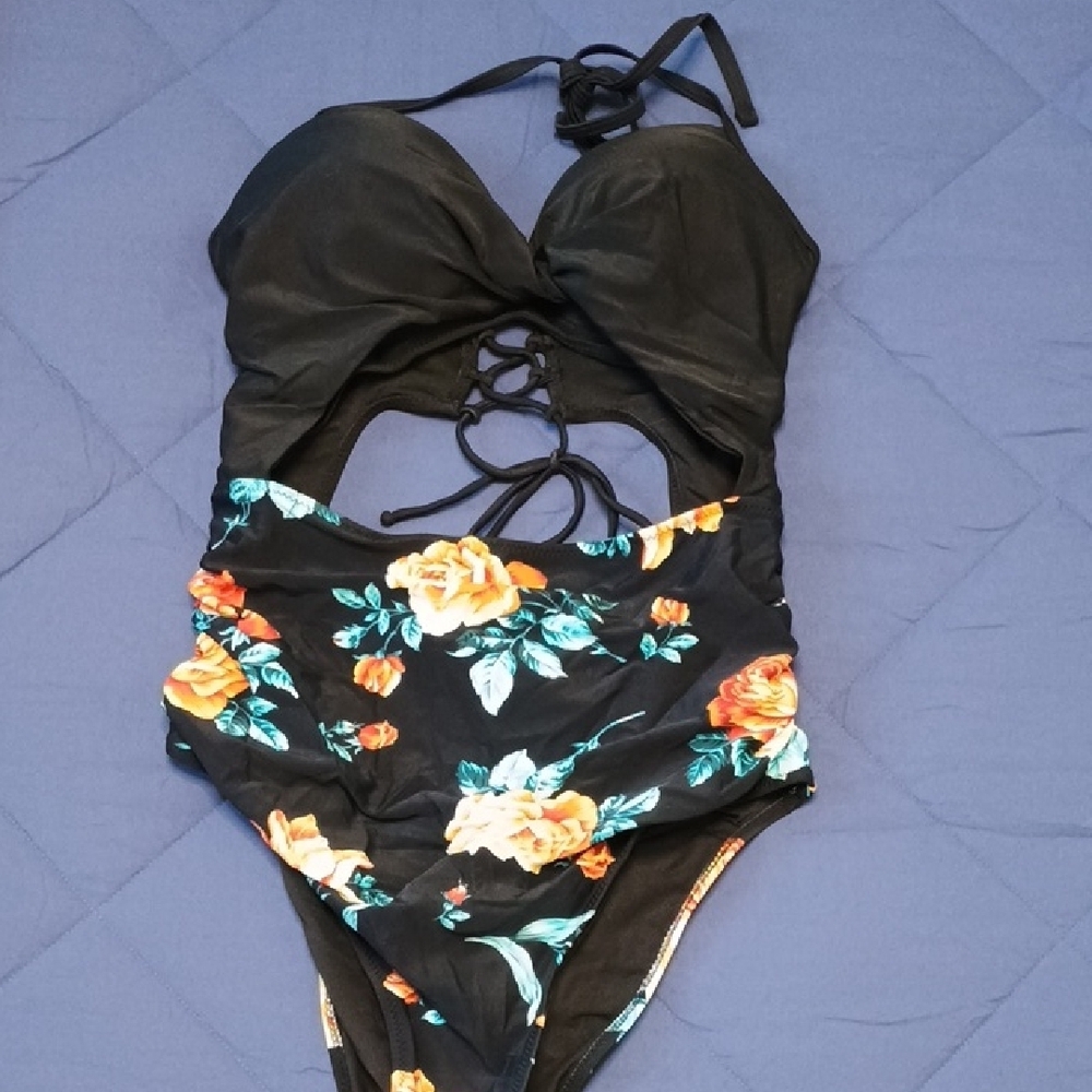 CupShe Floral Black Woman's One Piece Swimsuit